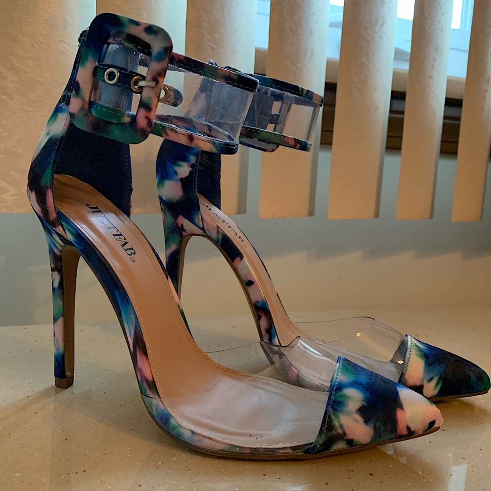 Justfab Multicolor And Clear Pointed Heel Size 7 - image 1